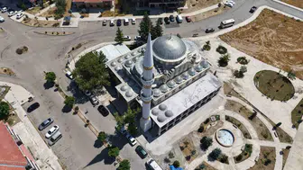 Yıldırımın yıktığı minare yeniden inşa edildi