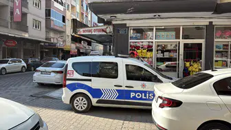 Turgutlu'da dehşet anları Eşini boğmaya çalışan koca yakalandı