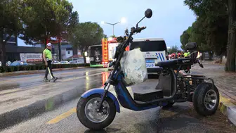Denizli’de yağmur kazası Motosiklet sürücüsü otobüsün altında can verdi
