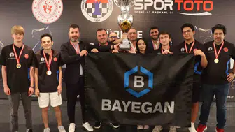 Satrançta şampiyonluk geleneği bozulmadı