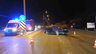 Karaman'da kavşak kazası 3 kişi hastanelik oldu