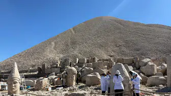 Nemrut Dağı heykelleri nanoteknoloji ile zamana karşı korunuyor