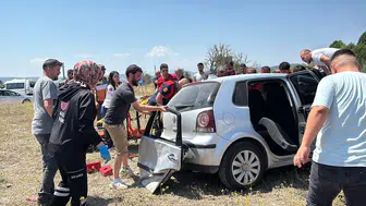 Kütahya'da kavşak kazası Bir yolcu hayatını kaybetti
