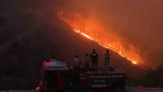 Çine ormanlarındaki yangınla mücadele üçüncü gününde sürüyor