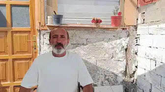 Sivaslı balıkçının oltasına 1,5 metrelik dev yayın balığı takıldı