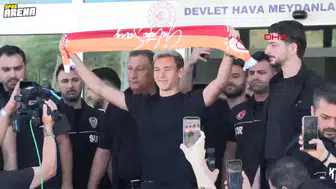 Galatasaray'da transfer heyecanı: İstanbul'a ayak bastı, taraftara mesaj gönderdi