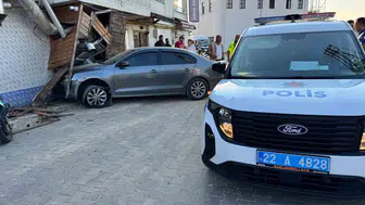 Edirne sokaklarında tehlikeli kovalamaca kaza ile bitti