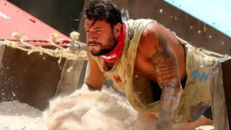 Survivor yarışmacısı Osman Can Ural hayatını birleştirdi