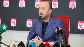 Sivasspor Başkanı Özçoban mali disiplin için kemer sıkıyor