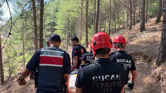 Burdur'da ot toplamaya çıkan kişi kayalıklardan düşerek yaralandı