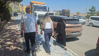 Elazığ zabıtasından cami önlerinde dilenci operasyonu