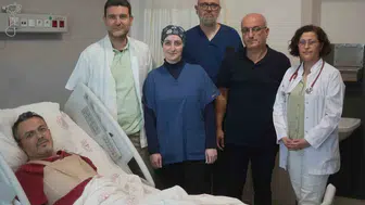 Tıp dünyasında bir ilk: ALS hastası Oktay Asal için imkansız denilen ameliyat başarıyla gerçekleşti