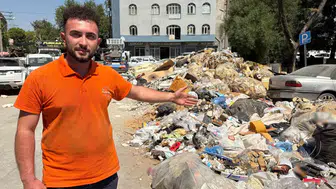 Buca'da yol kenarı çöp ve molozla doldu, esnaf isyan etti