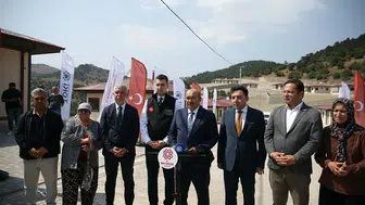 Sındırgı depremzedeleri için 305 yeni evin sahipleri belli oldu