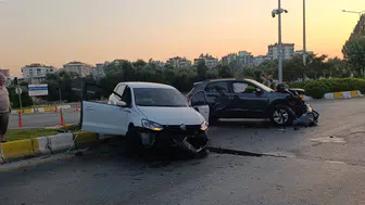Aydın Efeler'de trafik kazası Bir kişi yaralandı