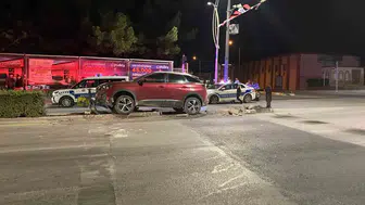 Çorum Gazi Caddesi'nde trafik kazası Bir kişi hastaneye kaldırıldı