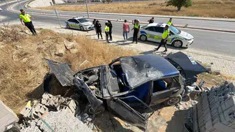 Sürücüsünün kontrolünden çıkan Tofaş, beş kez takla attı
