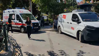Eskişehir’de hatalı park eden minibüs ambulansın yolunu kesti