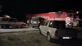 Kars’ta yolcu treni arızası trafiği kilitledi