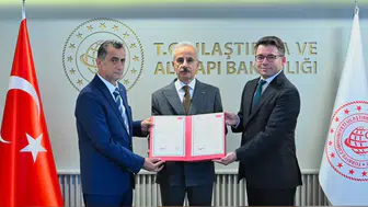 Yerli lokomotif E5000 Avrupa yollarına çıkmaya hak kazandı