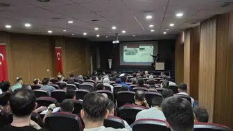 Şırnak'ta sahadaki polisler göç mücadelesi için masaya oturdu