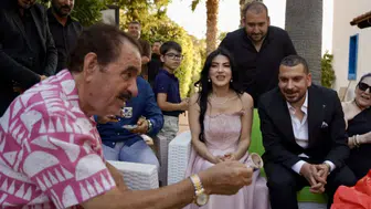 İbrahim Tatlıses manevi kızı için kesenin ağzını açtı