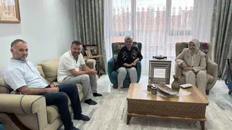 Bakan Yardımcısı Yenigün'den sıcak ev ziyareti: Çocukların geleceği için yakın takip