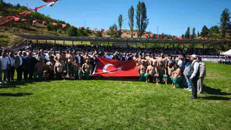 Sivas er meydanında başpehlivanlık heyecanı yaşandı