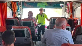 Kars yollarında sıkı takip: Trafik ekipleri kazaları önlemek için sahada