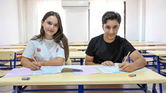 Mersin'de belediye kursları 396 genci üniversiteli yaptı