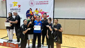 Kayseri'nin Gururu Oldular ANALİG Finalinde Bir Şampiyon, Bir Bronz Madalya