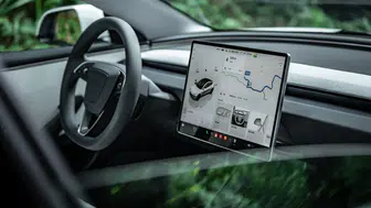 Tesla sahiplerini endişelendiren yeni yazılım güncellemesi