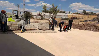 Çermik'te stabilize yollar parke taşıyla yenileniyor