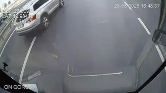Zeytinburnu'nda İETT otobüsü site duvarına çarptı 2 ölü, 19 yaralı