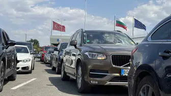 Tatil bitti gurbetçiler Avrupa yoluna düştü