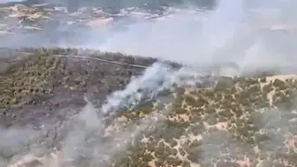 Gördes'te yangın 4 saatte söndürüldü, ekipler sahada soğutma yapıyor