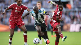Liverpool Newcastle’a 90+9’da yetişti, ilk hafta beraberlikle geçti