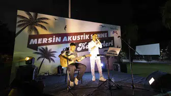 Mersin sahilinde müzik dolu yaz akşamları