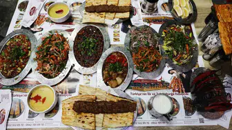 Adana kebabı Ermenistan meclisinde barış masasına oturdu