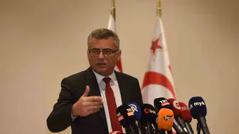 Erhürman Çocukların futbol oynamasını engellemek insanlık için hezimet