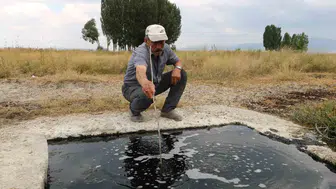 Erzurum’da yanan su gizemi Köpükler çakmakla alev alıyor