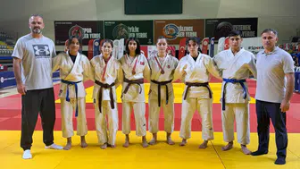 Manisa'nın kız judocuları Türkiye üçüncüsü, 3 bronz madalya kazandı