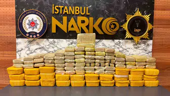 Beylikdüzü'ndeki eve baskın 62 kilogram uyuşturucu yakalandı