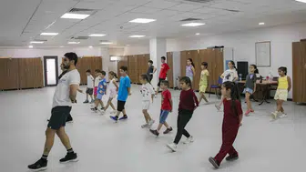 Mersinli çocuklar yaz tatilinde halk oyunları öğreniyor