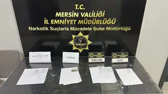 Mersin'de sokak satıcılarına operasyon, 3 tutuklama