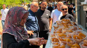 AK Parti Bilecik teşkilatı 25. yılını lokma dağıtarak kutladı