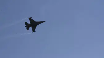 Ahlat semalarında gösteri uçuşu F-16'lar izleyenlere unutulmaz anlar yaşattı