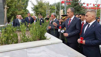 Ağrı'da Zafer coşkusu: 30 Ağustos meydanlarda yankılandı