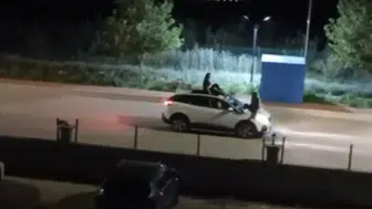 Elazığ trafiğinde canlarını hiçe sayan yolculuk kamerada
