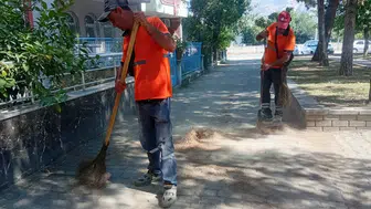 Efeler sokaklarında temizlik seferberliği başladı